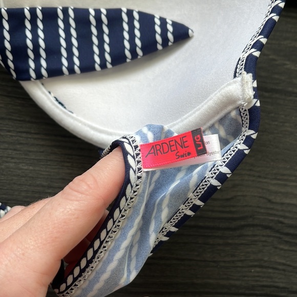 🌟5/$25 bathing suit top - Picture 5 of 5